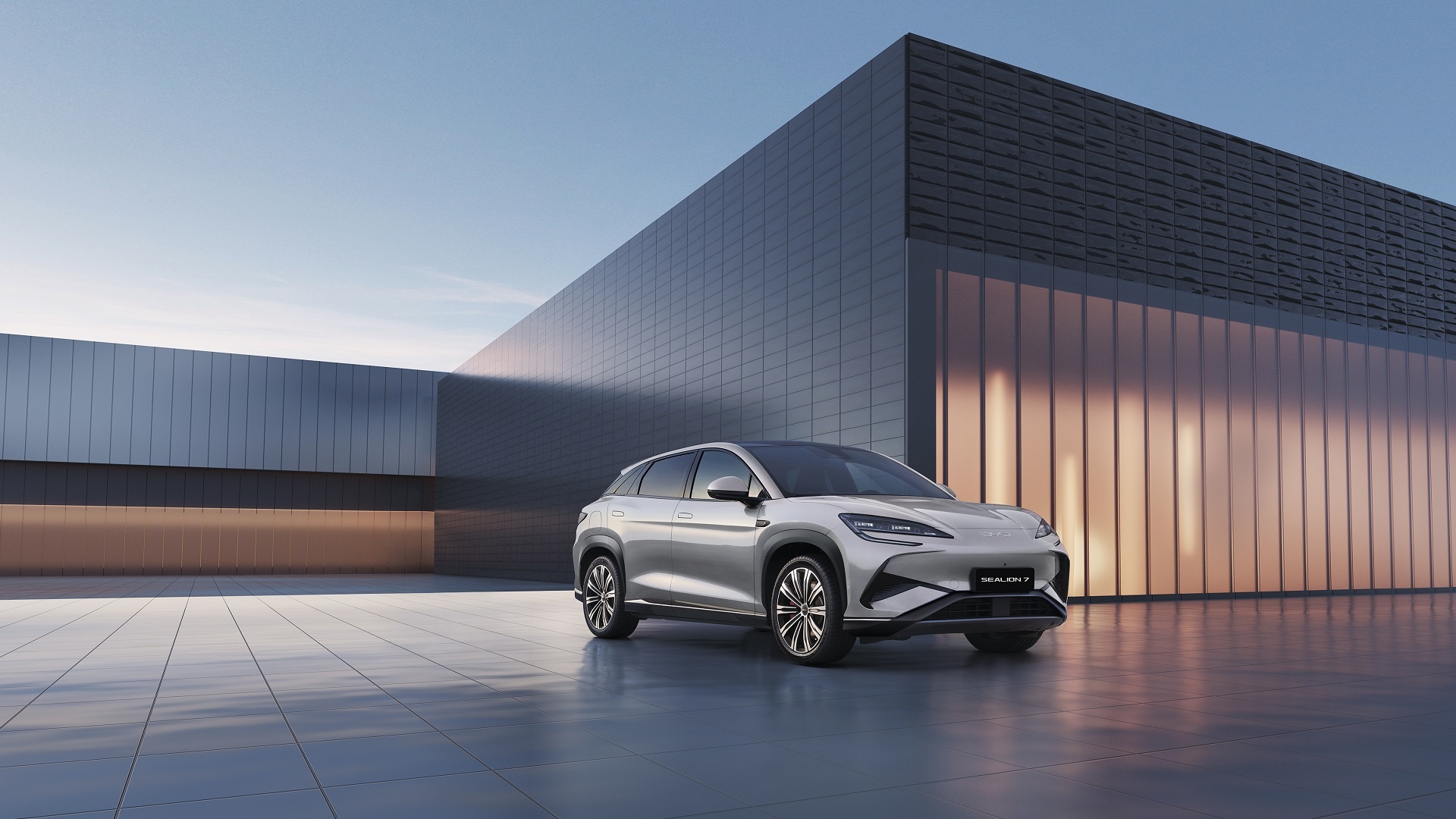 BYD SEALION 7